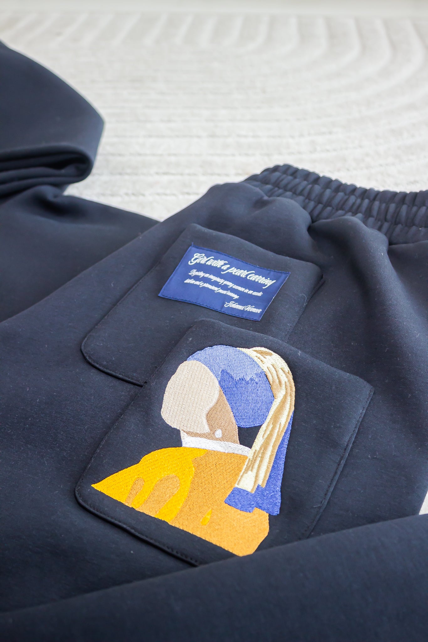 "GIRL WITH A PEARL EARRING" Ultra Comfort Bottoms