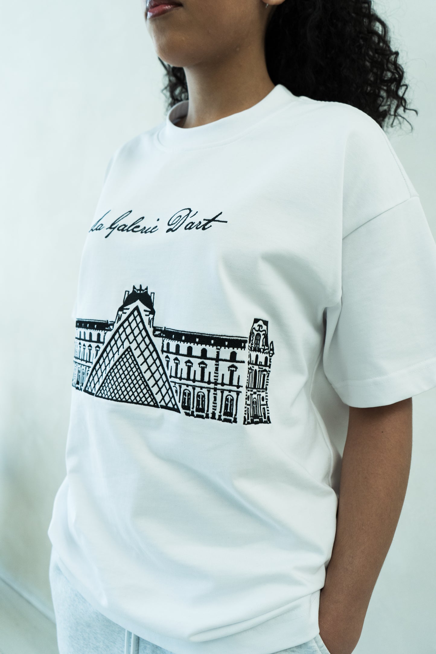 La Galerie D'art Heavyweight T-shirt